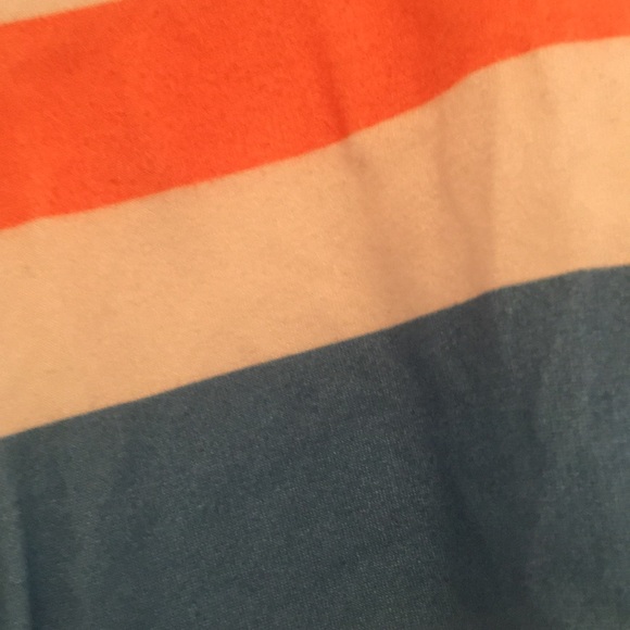 American eagle top! - Picture 3 of 4